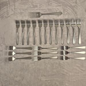 Oneida Flight Reliance Salad Forks Stainless USA Set of 21 Forks & Serving Fork